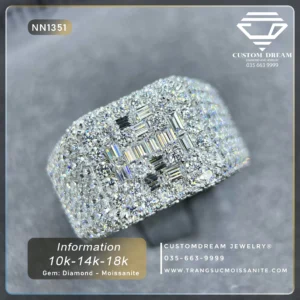 Nhẫn Nam Vàng Đính Đá Moissanite Round & Baguette Xếp Vuông Góc – NN1351